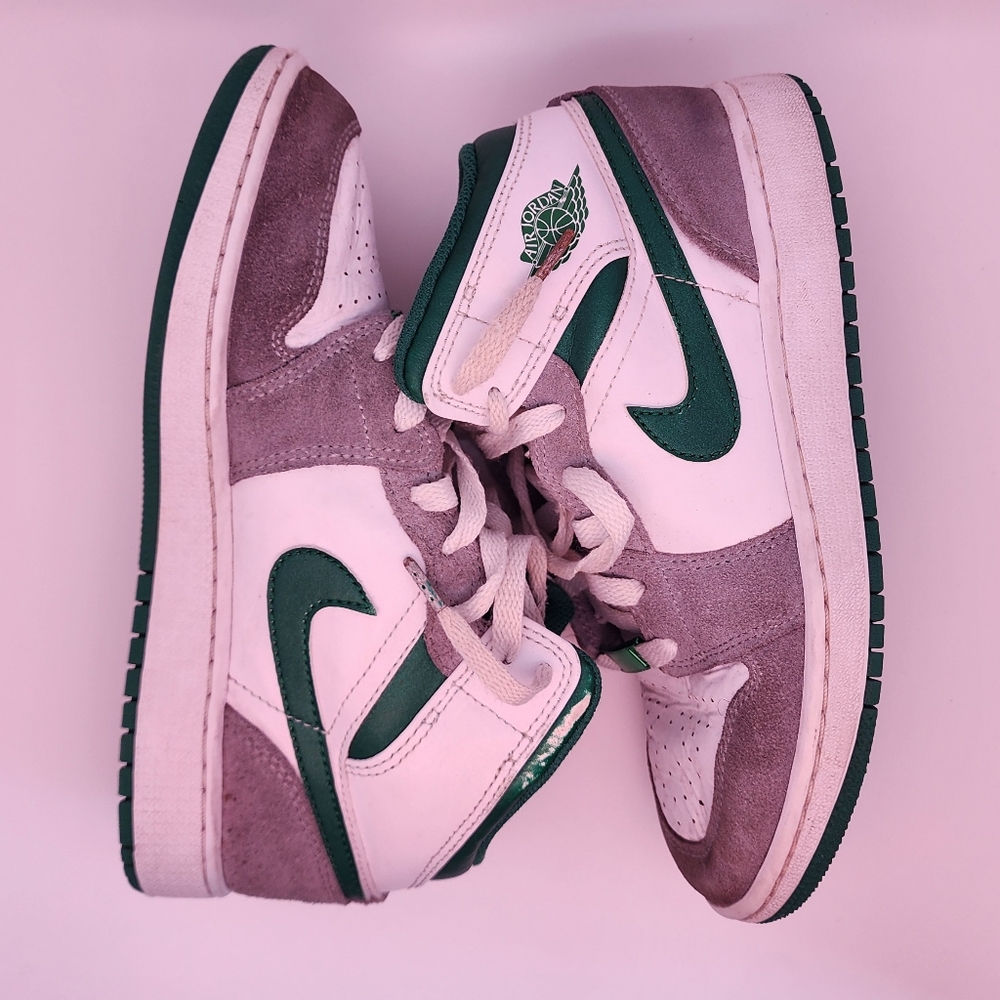 Jordan 1 Mid SE (GS)